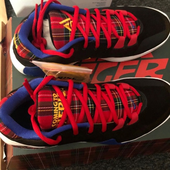 ZoomXFreak1 - Picture 2 of 5